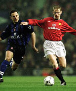 ����� ����