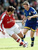 ����� ���