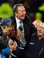 ����� ����