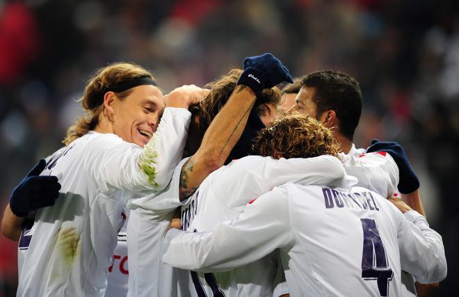 ����������