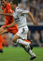 ����� ����