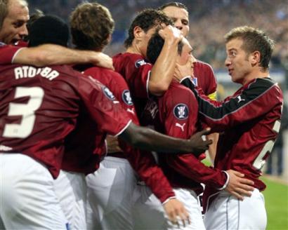 �������