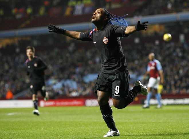 ������ ���